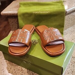 NEW IN BOX DOUBLE T SPORT SLIIDE NAPPA LEATHER SIZE-5